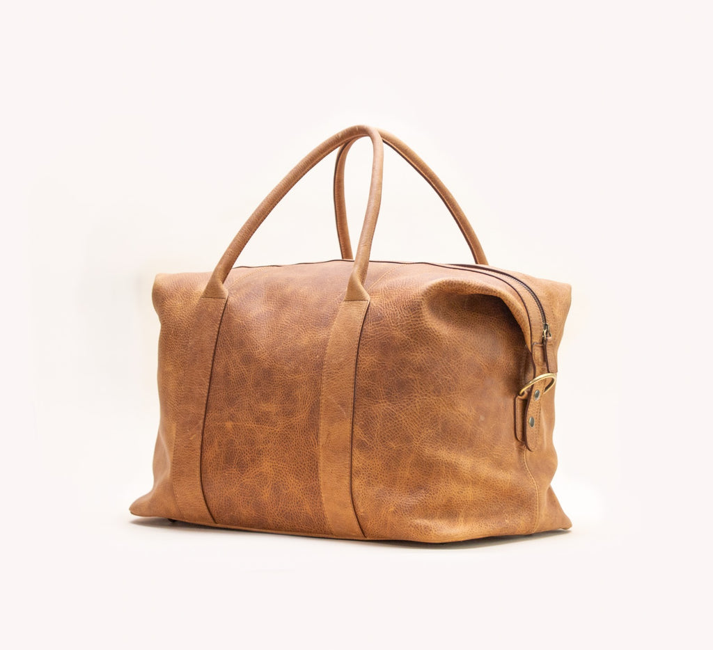 We're thrilled to bring you DAS (very proper) BAG
